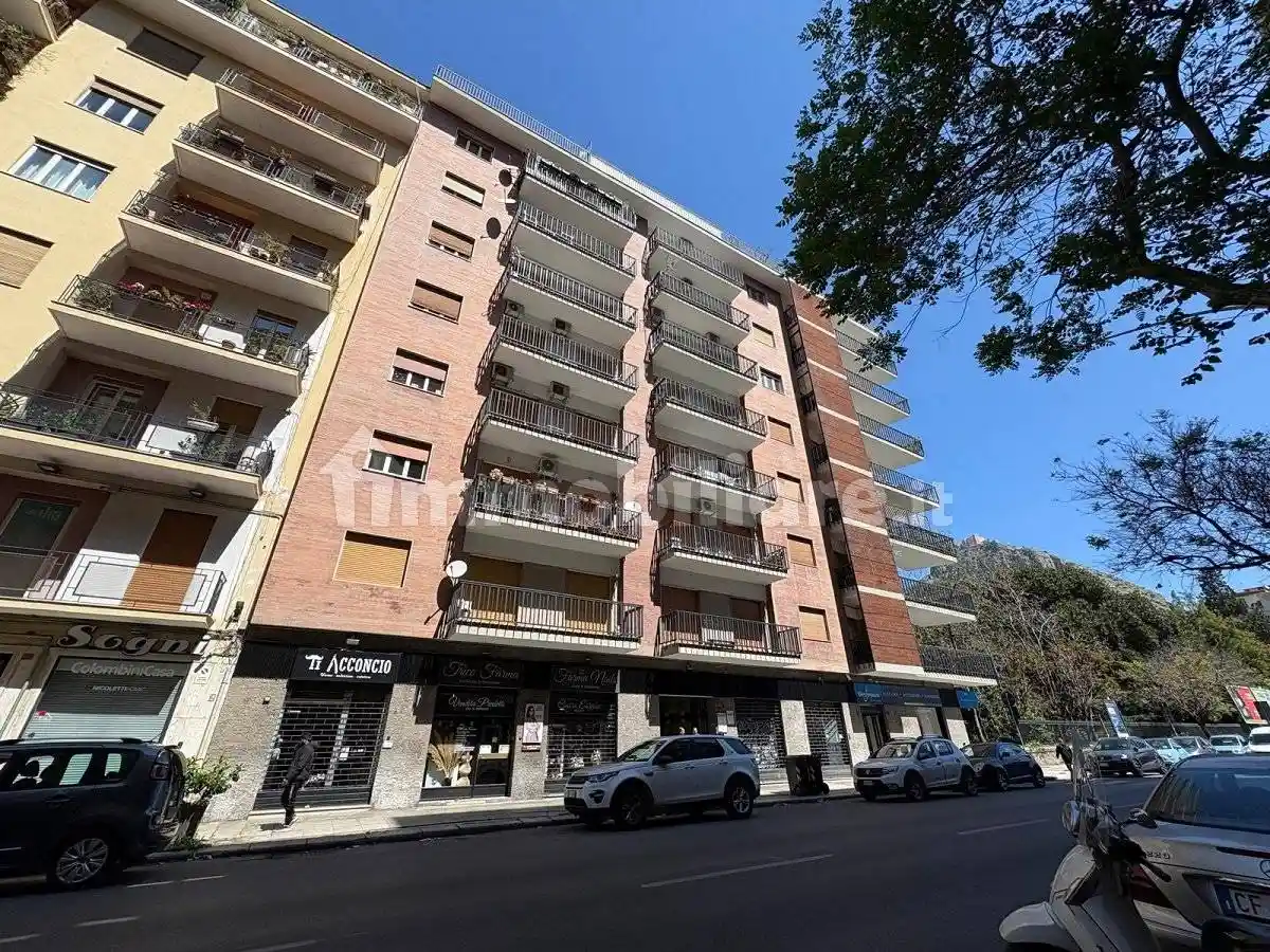 Appartamento in affitto a Palermo