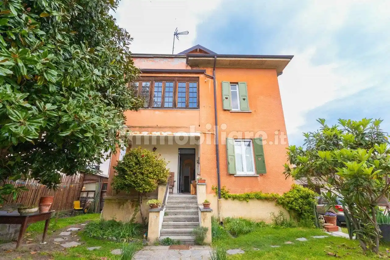 Appartamento in vendita a Arona