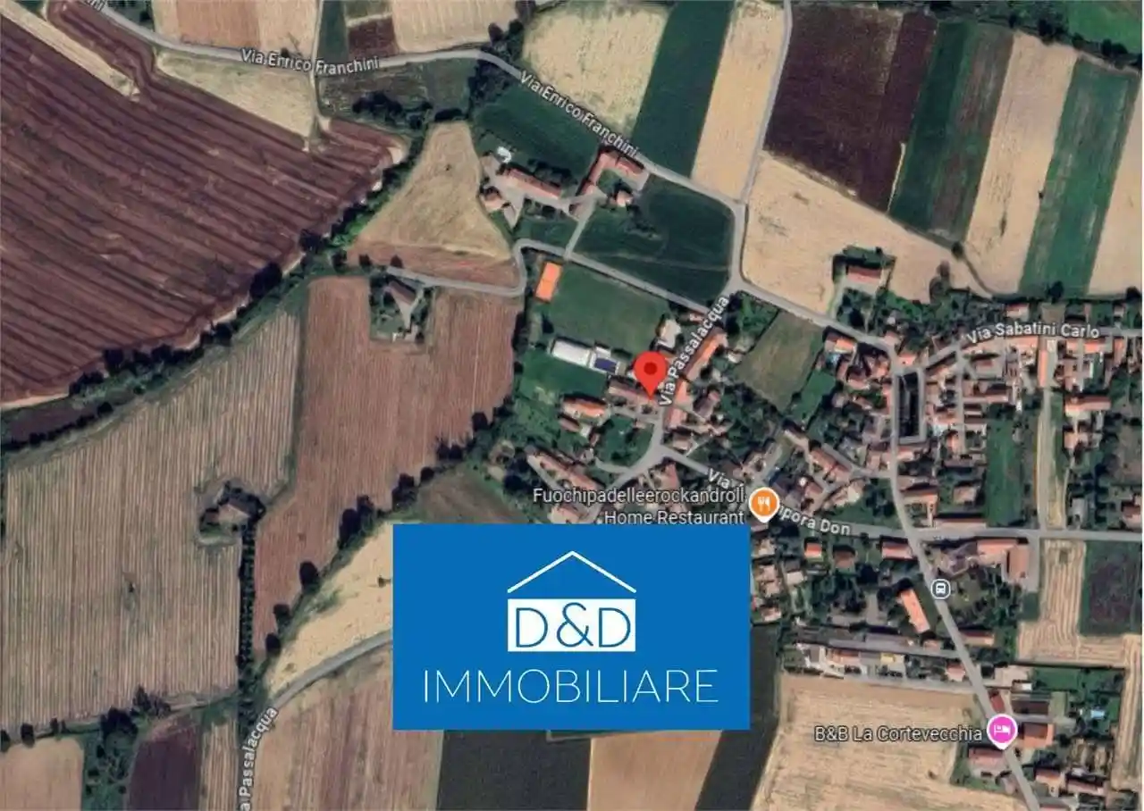 Casa indipendente in vendita a Alessandria
