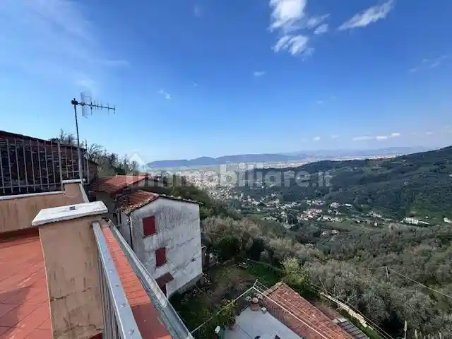 Appartamento in vendita a Luni