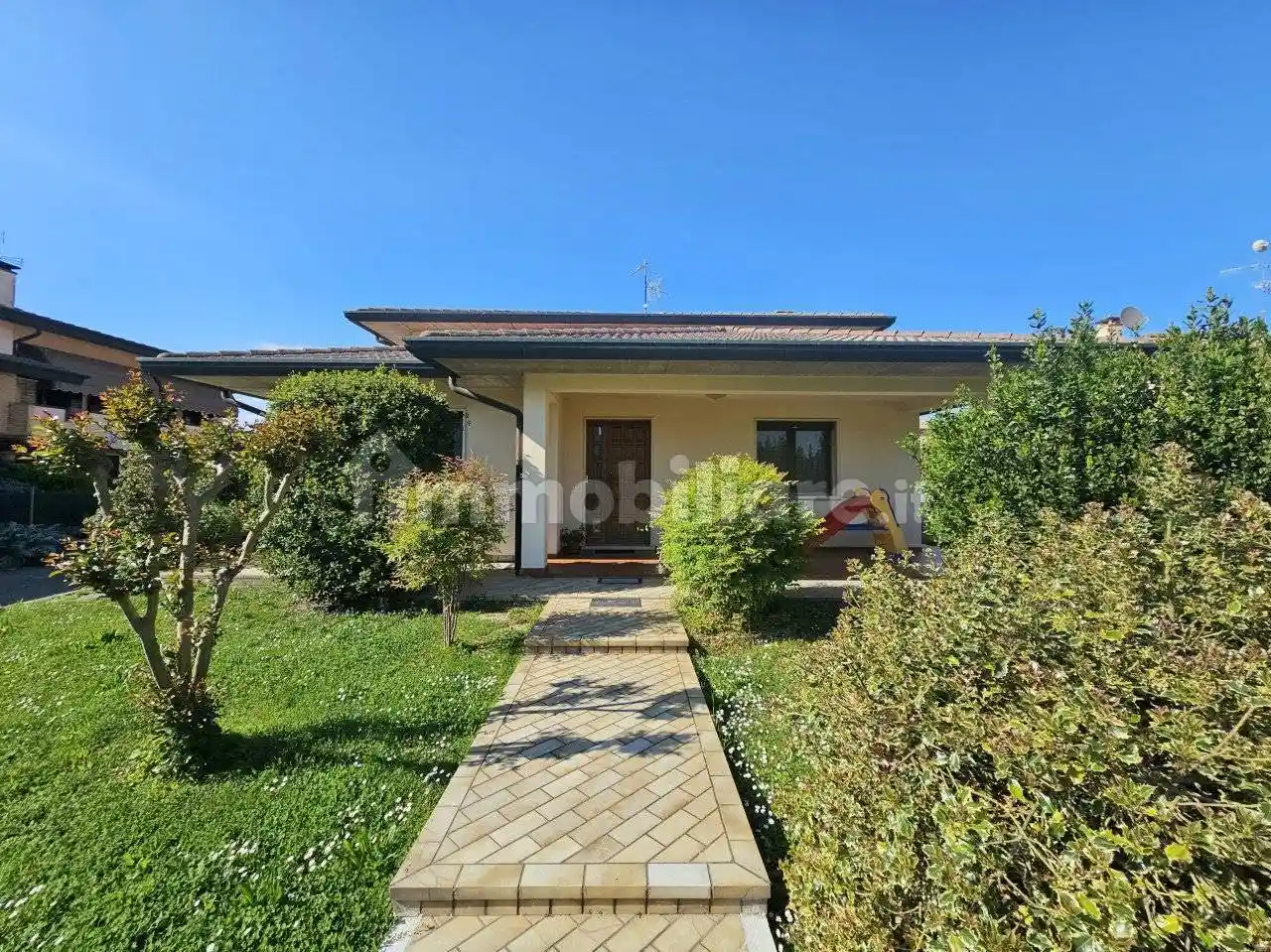 Casa indipendente in vendita a Megliadino San Vitale