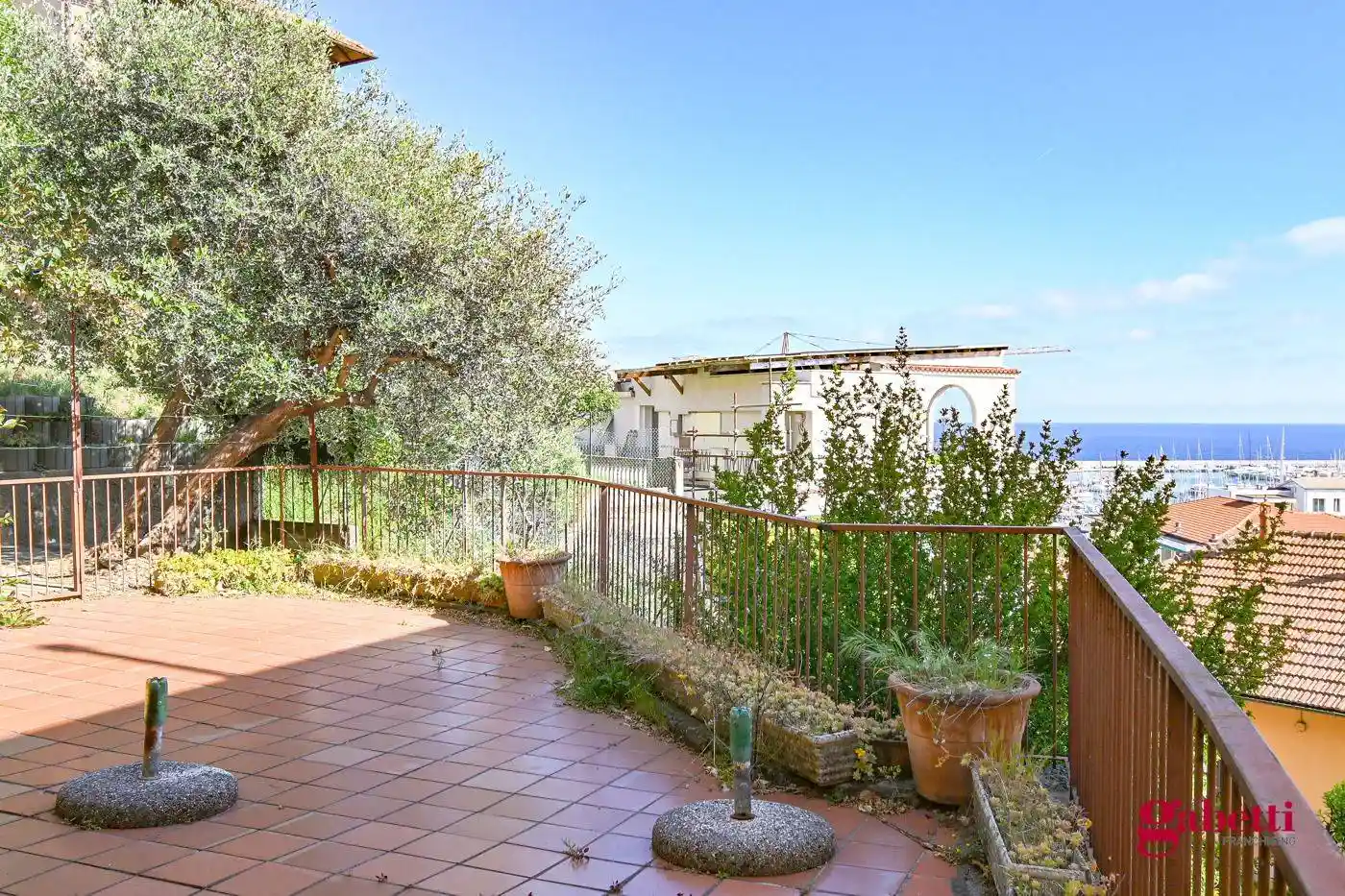 Appartamento in vendita a Varazze