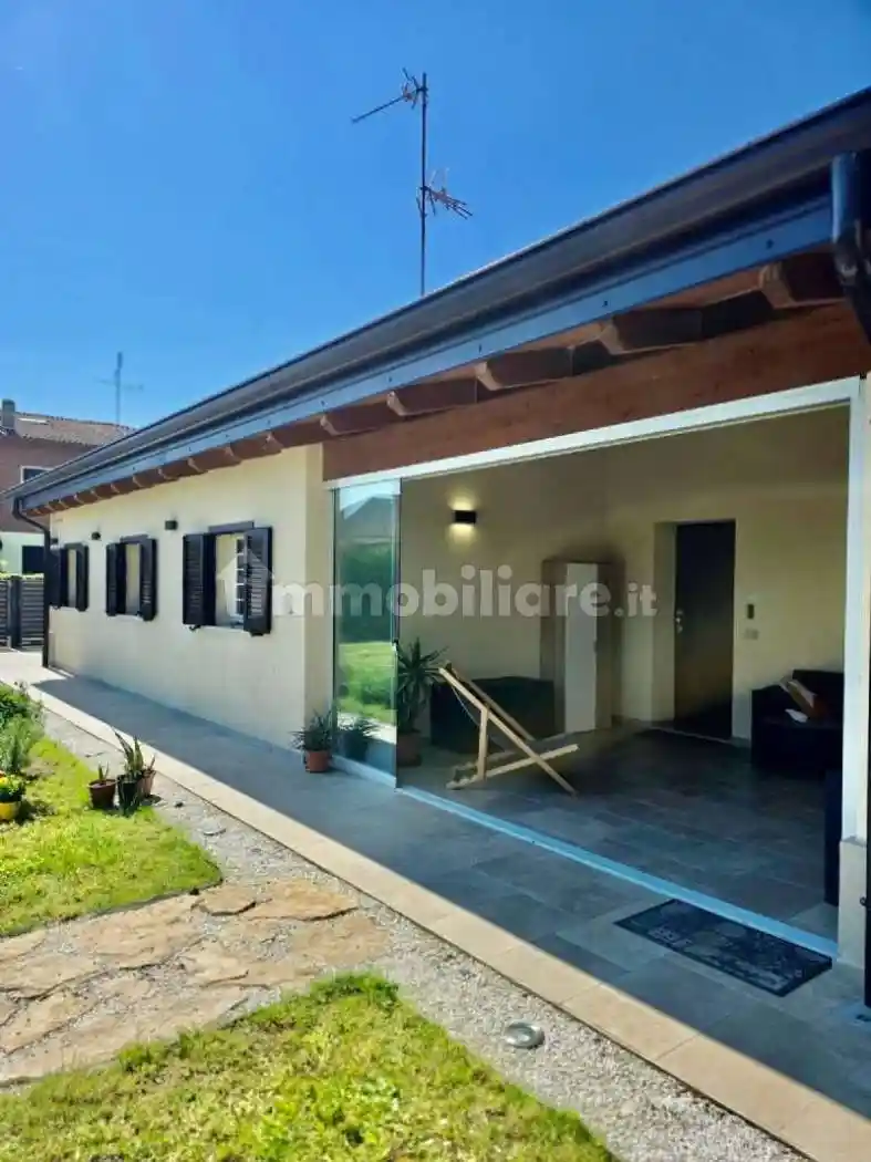 Villa in vendita a Modena