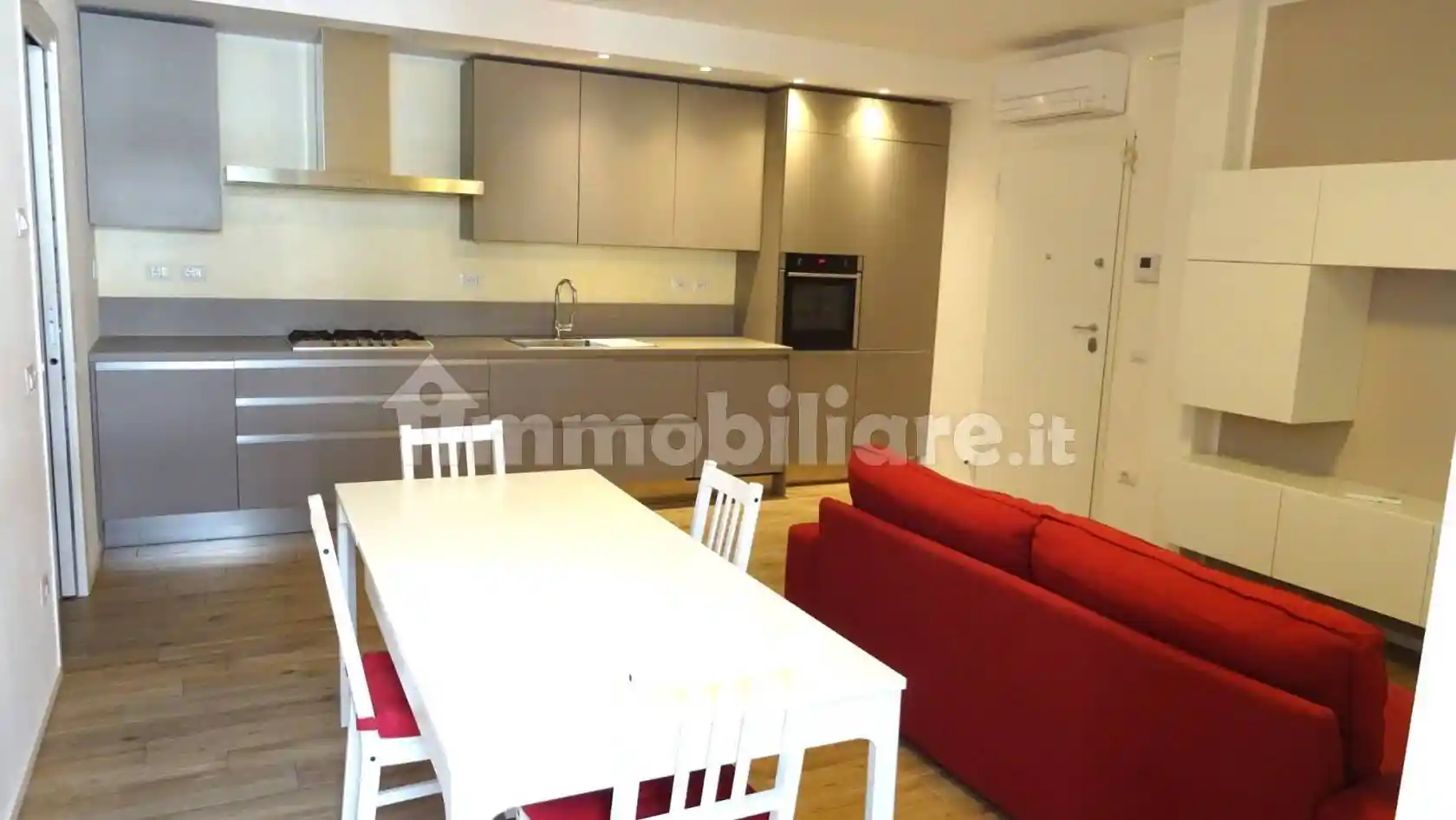 Appartamento in affitto a Campi Bisenzio