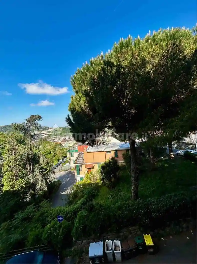Appartamento in vendita a Genova