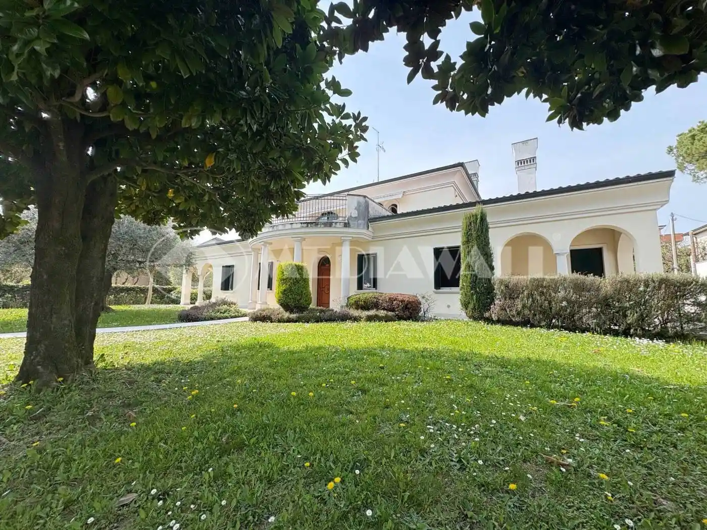 Villa in vendita a Pordenone