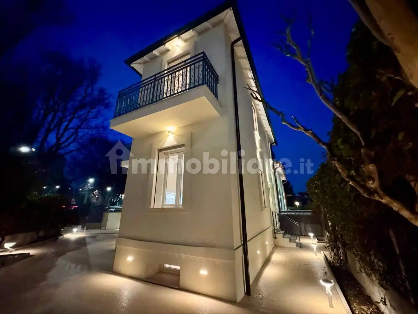 Villa in vendita a Milano