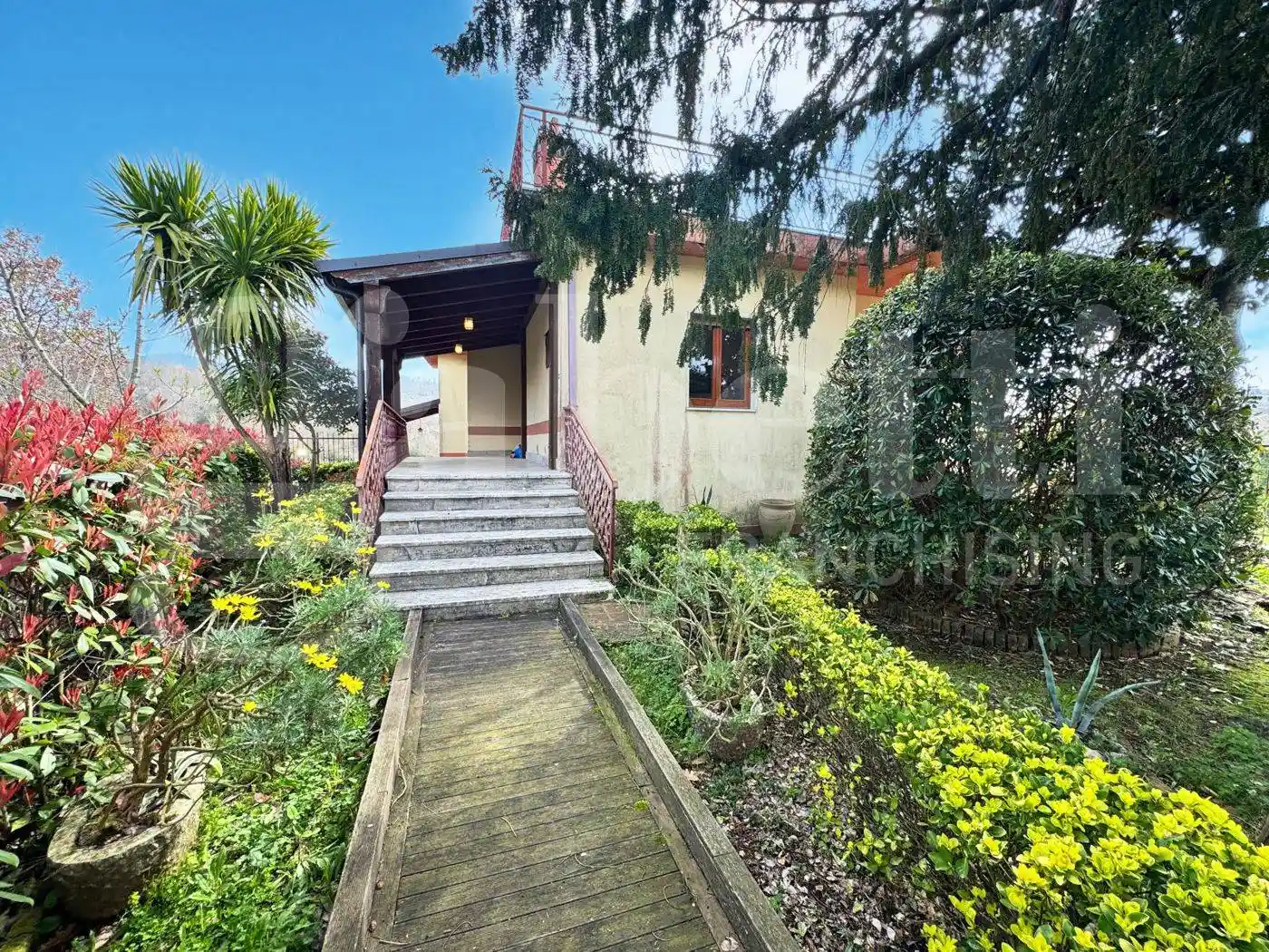 Villa in vendita a Castel di Sasso
