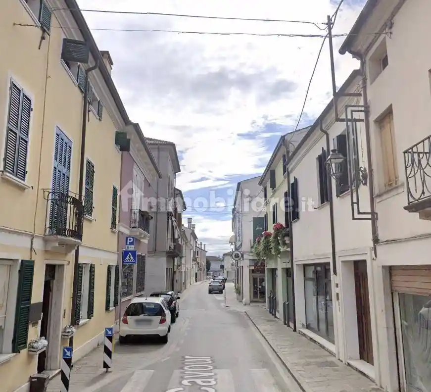 Appartamento in vendita a Lendinara