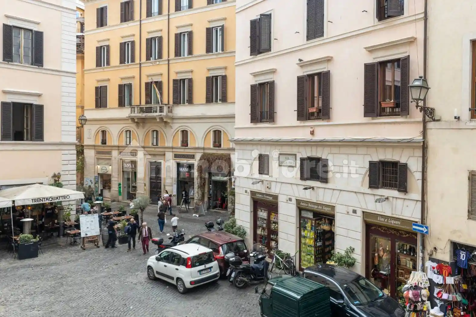 Appartamento in vendita a Roma