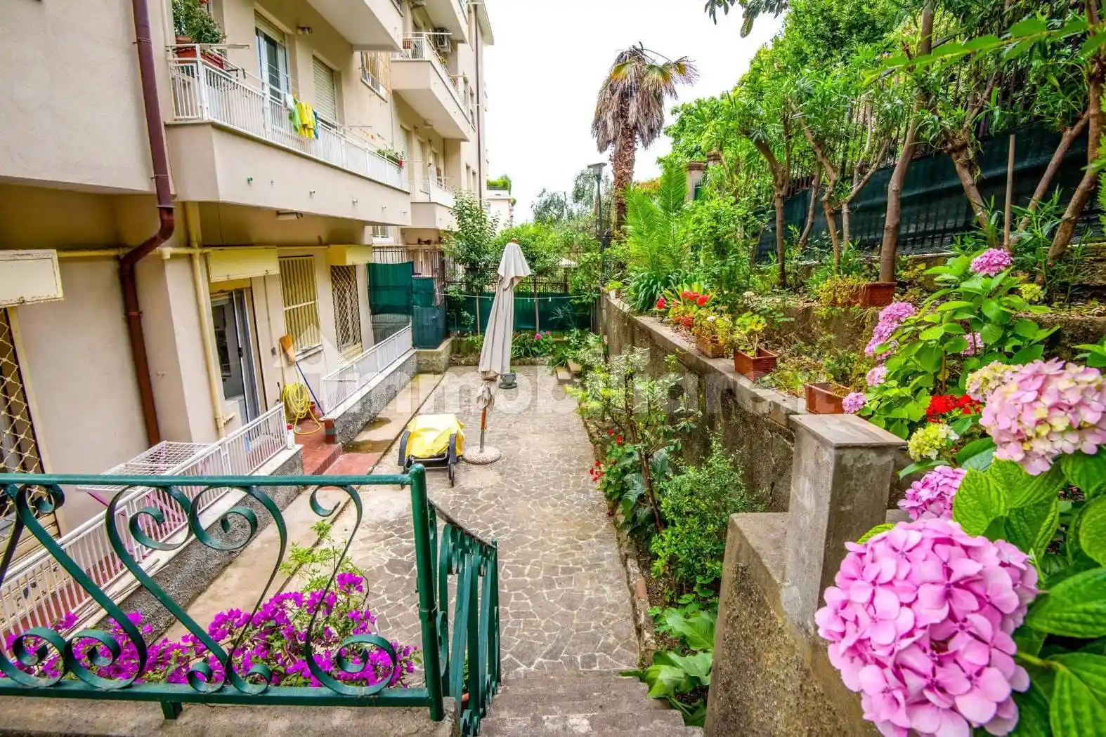 Appartamento in vendita a Genova