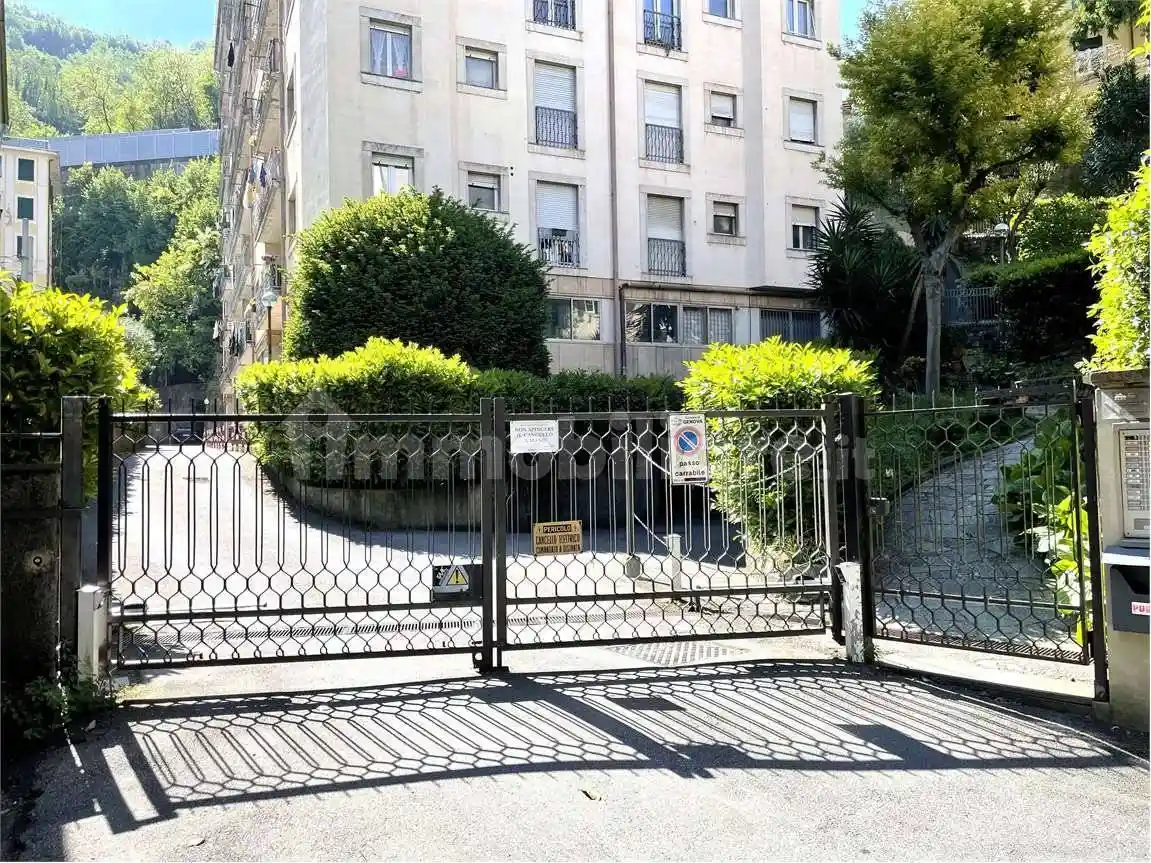 Appartamento in vendita a Genova