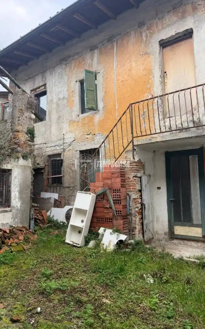 Casa indipendente in vendita a Orsenigo