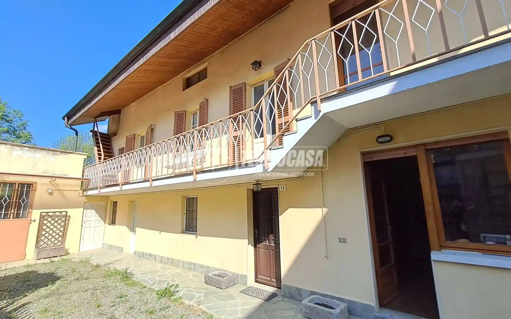Casa indipendente in vendita a Camburzano