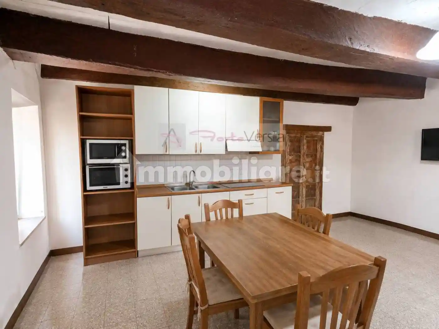 Casa indipendente in vendita a Seravezza