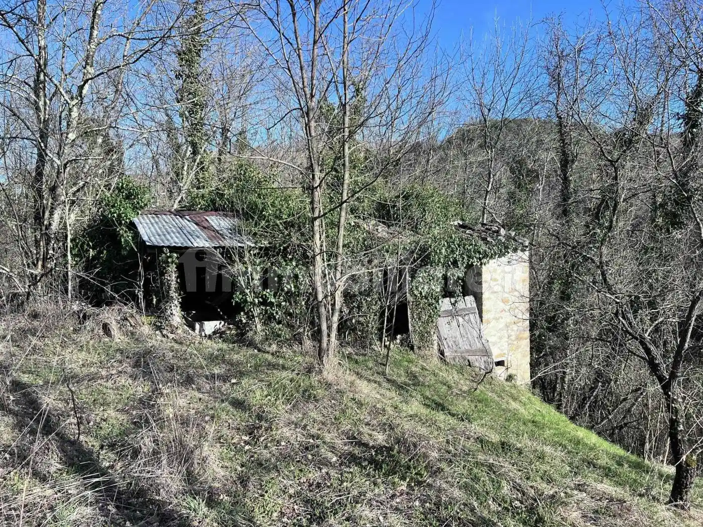 Rustico - Casale in vendita a Sarnano