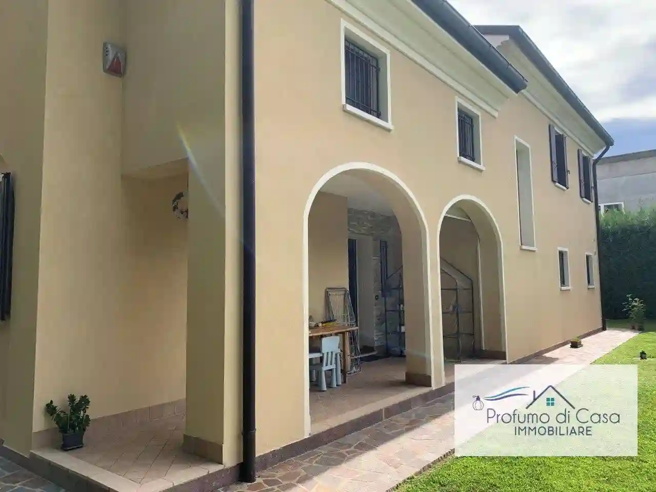 Villa - foto 2