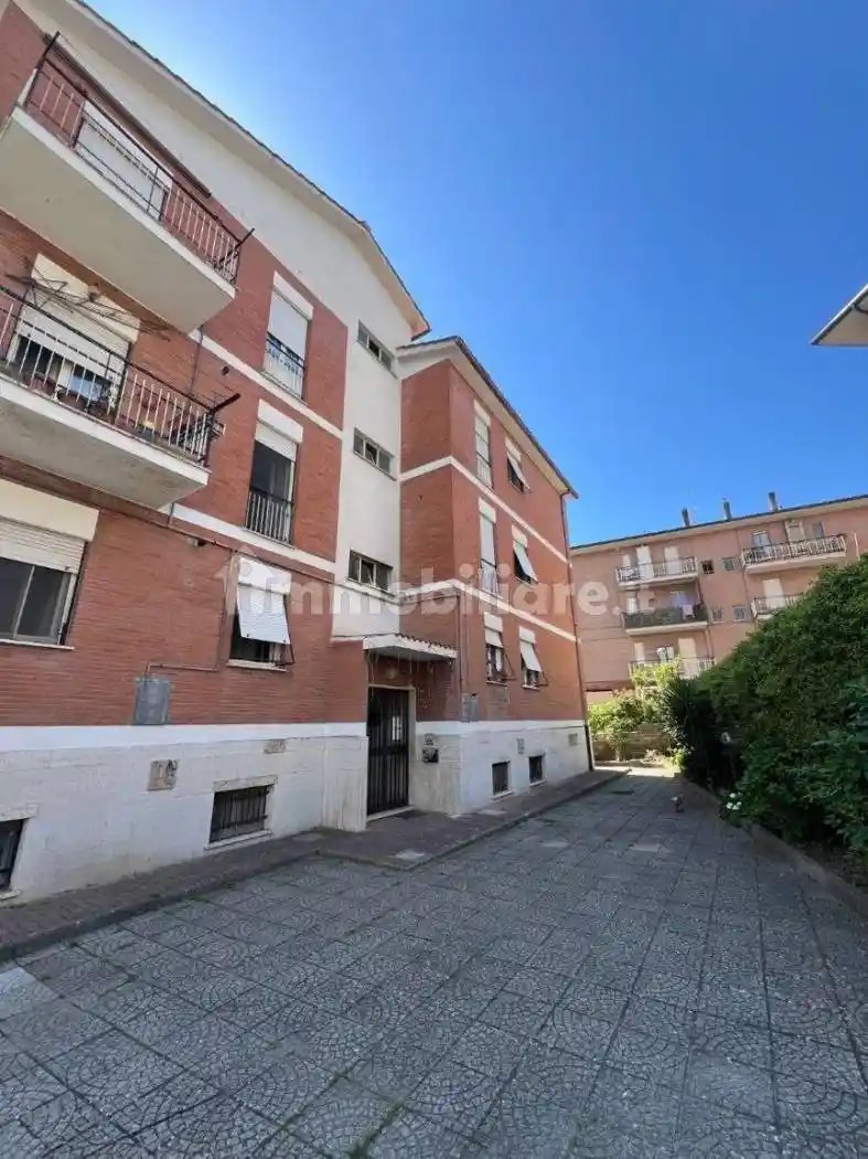 Appartamento in vendita a Castel Madama