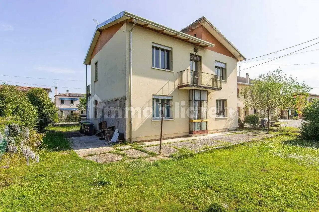 Casa indipendente in vendita a Padova