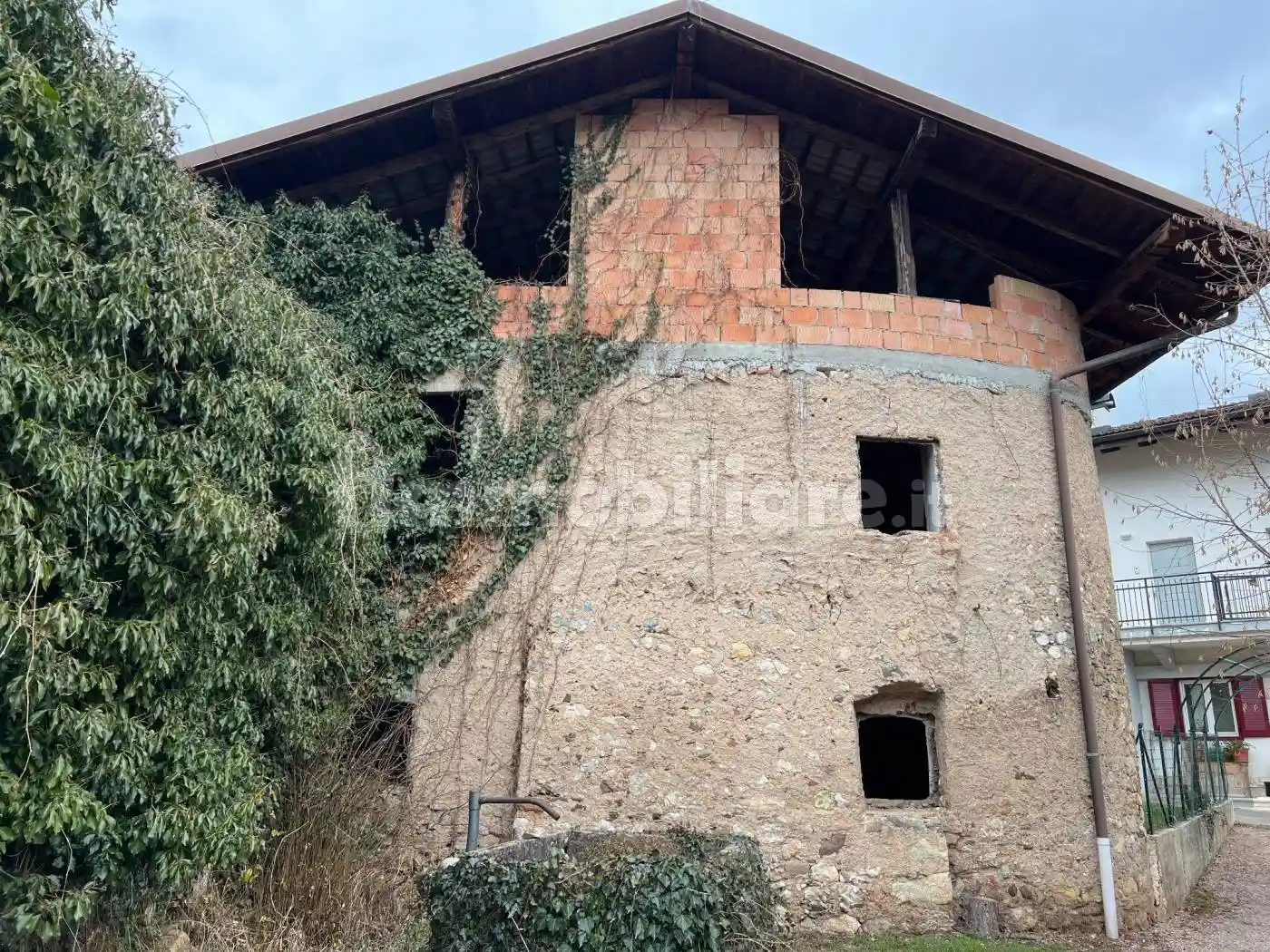 Rustico - Casale in vendita a Altopiano della Vigolana
