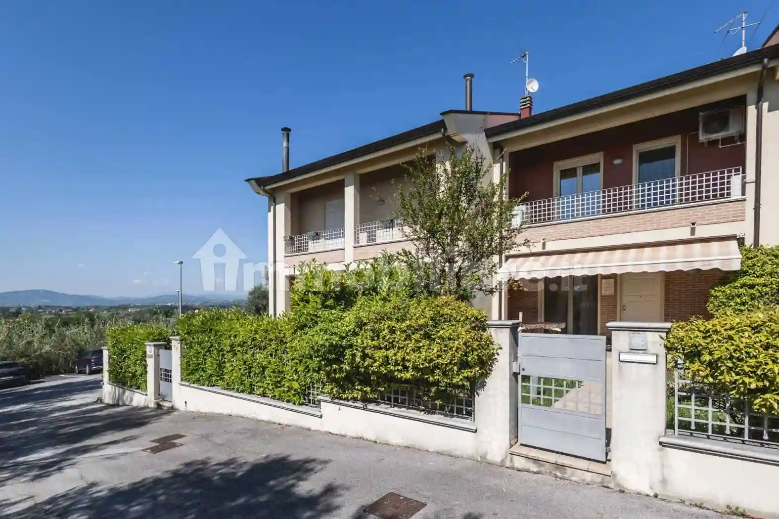 Villetta a schiera - foto 2