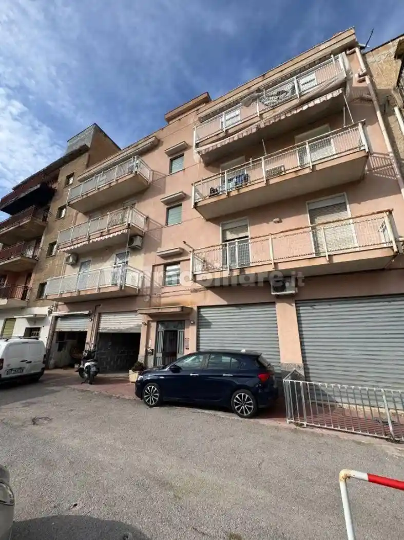 Appartamento in vendita a Palermo