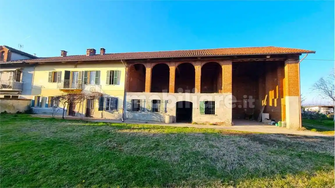 Rustico - Casale in vendita a Buttigliera d'Asti