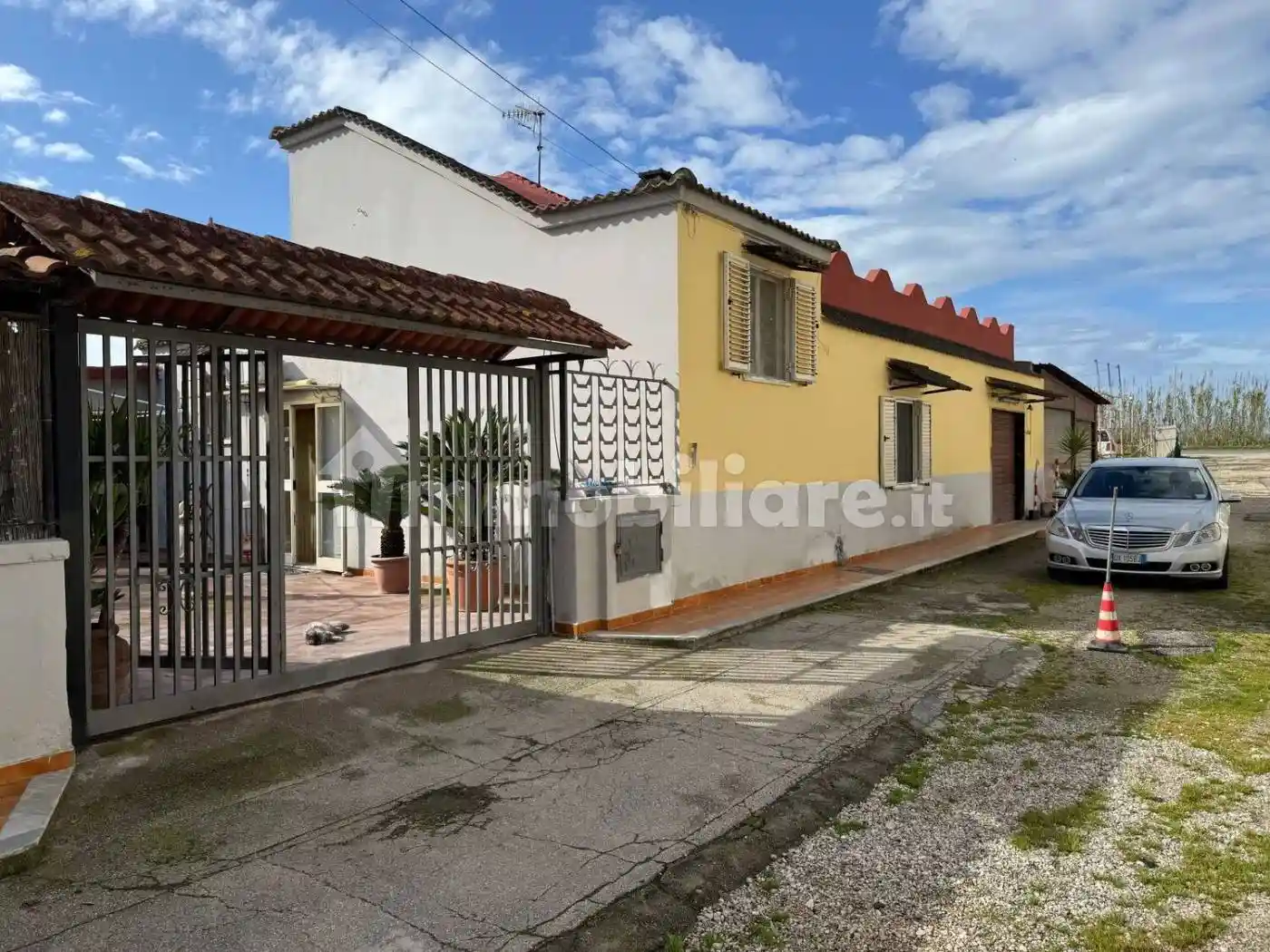 Villa in vendita a Mondragone