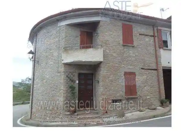 Palazzo - Stabile in vendita a Mercato Saraceno