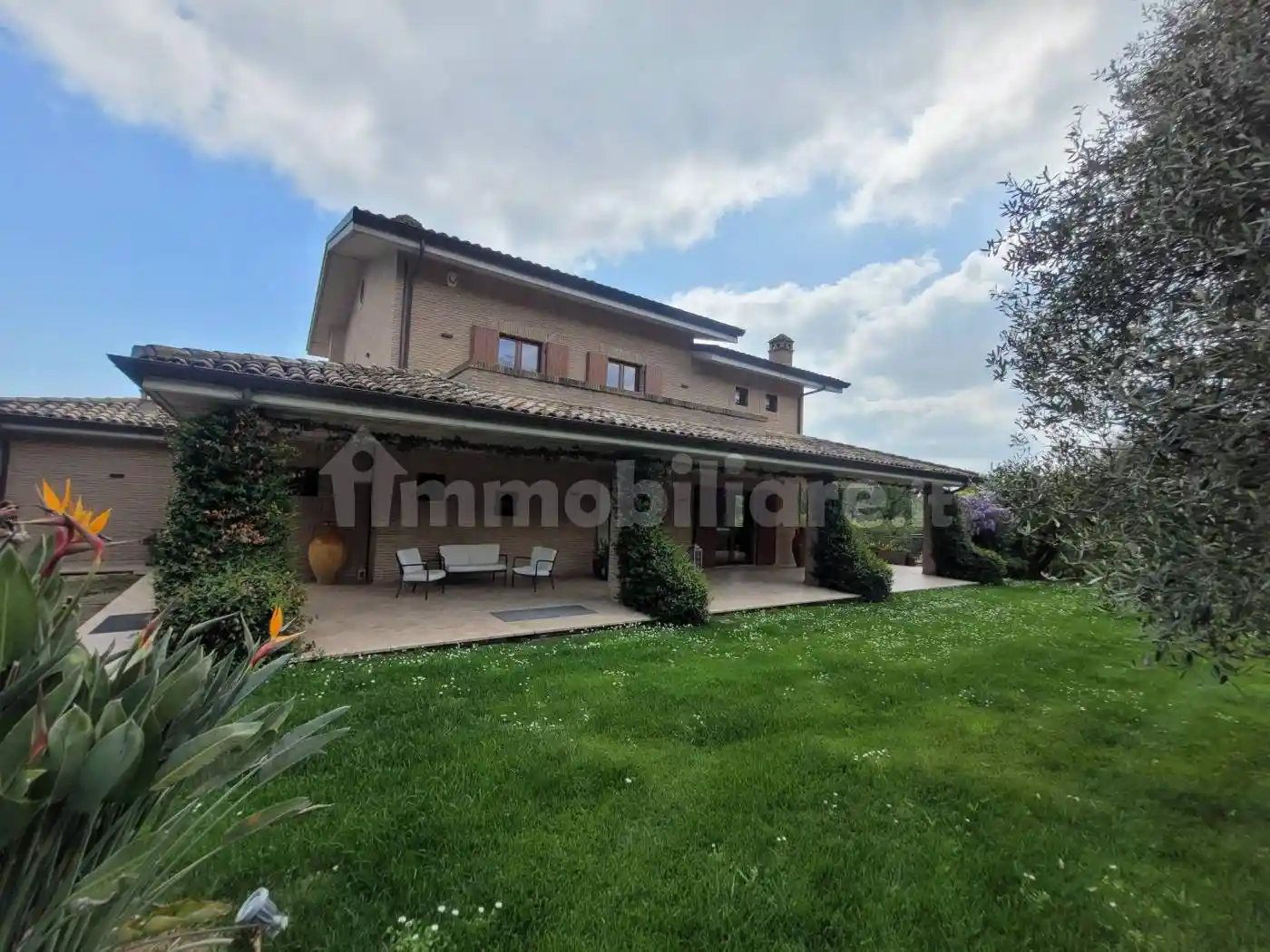 Villa in vendita a Civitanova Marche