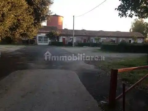 Rustico - Casale in vendita a Mondragone