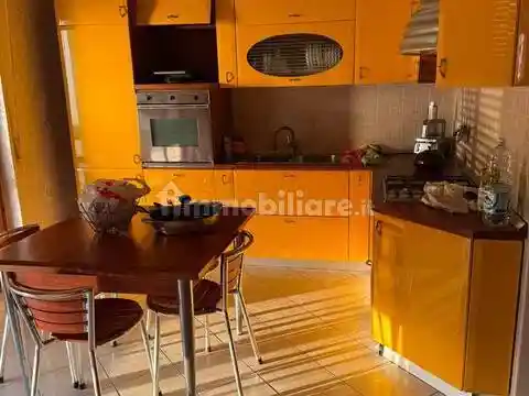 Appartamento in vendita a Mondragone