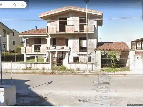 Villa in vendita a Mondragone