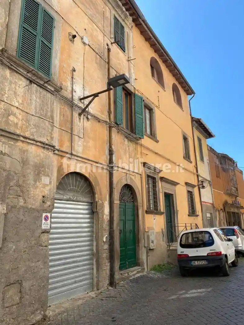 Appartamento in vendita a Viterbo