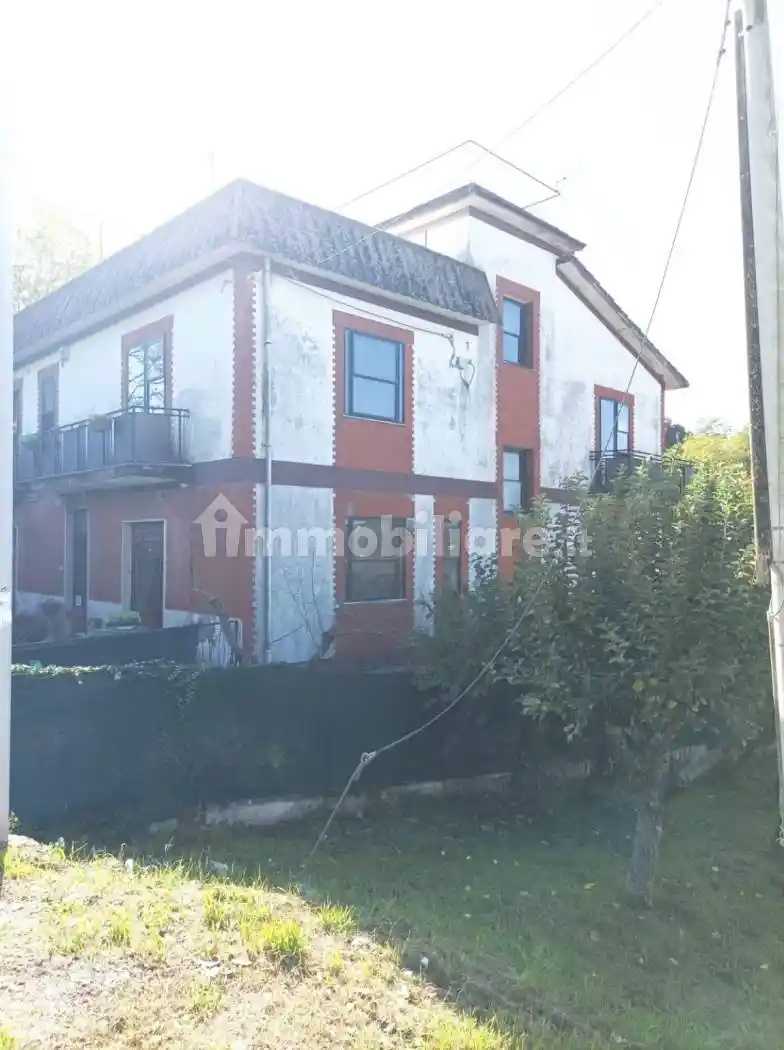 Villa in vendita a Torrice