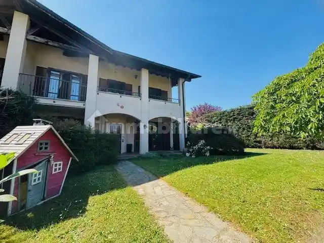 Villa in vendita a Lurate Caccivio