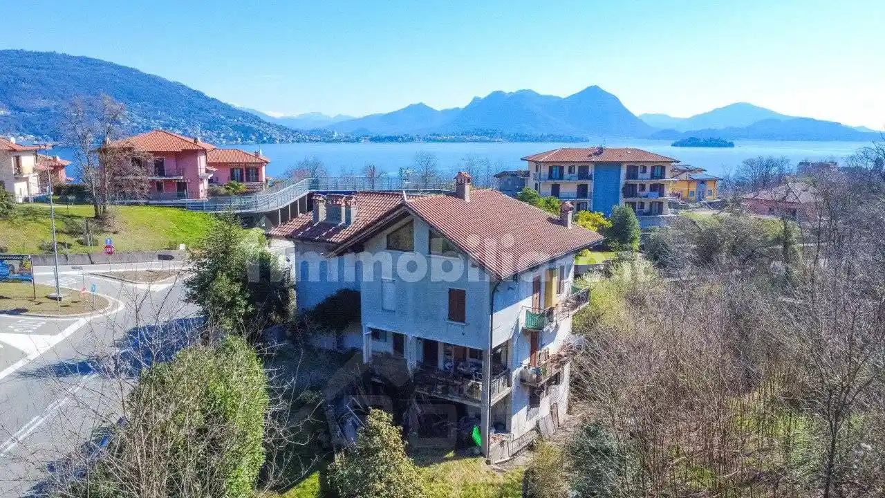 Villa in vendita a Baveno