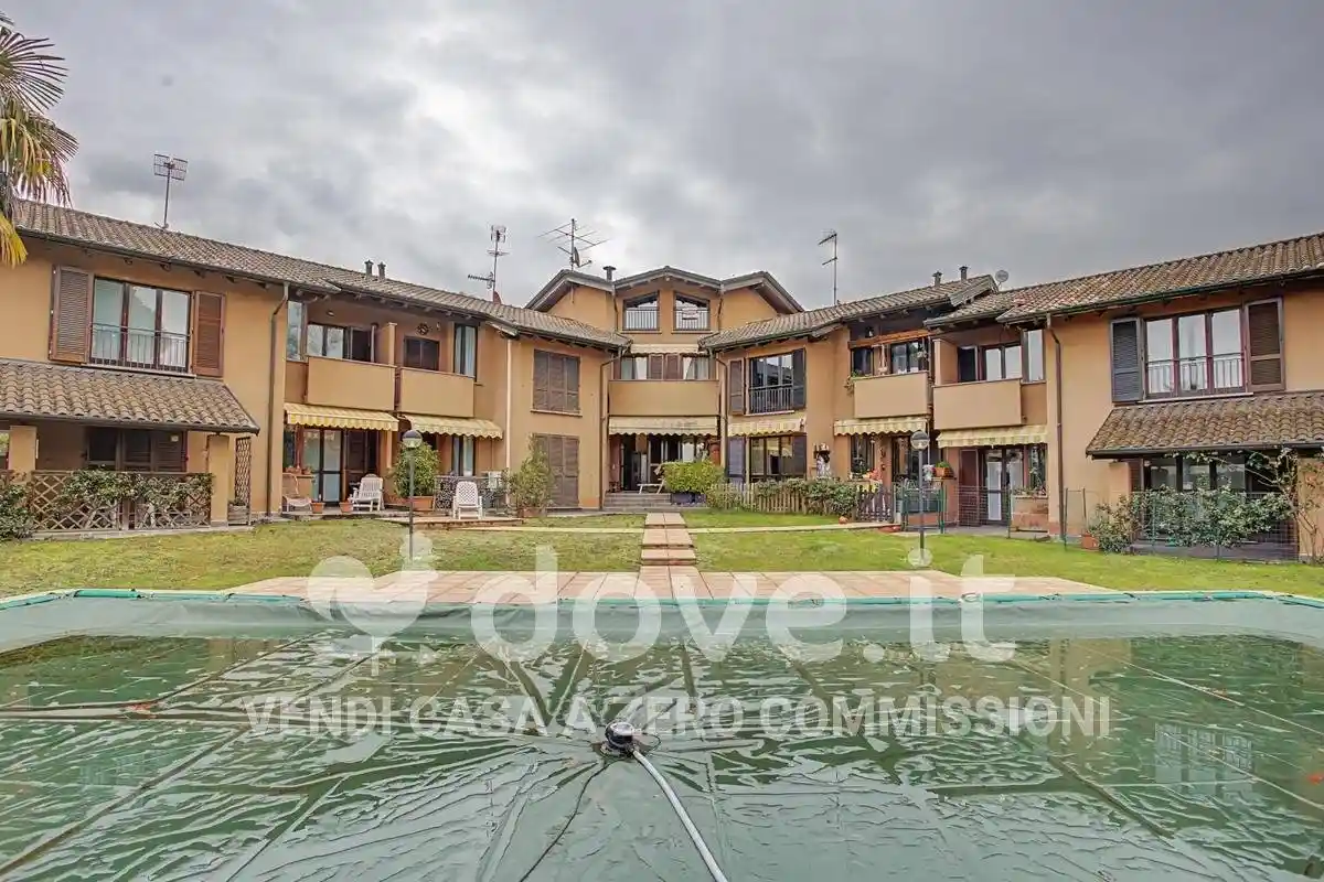 Appartamento in vendita a Gavirate