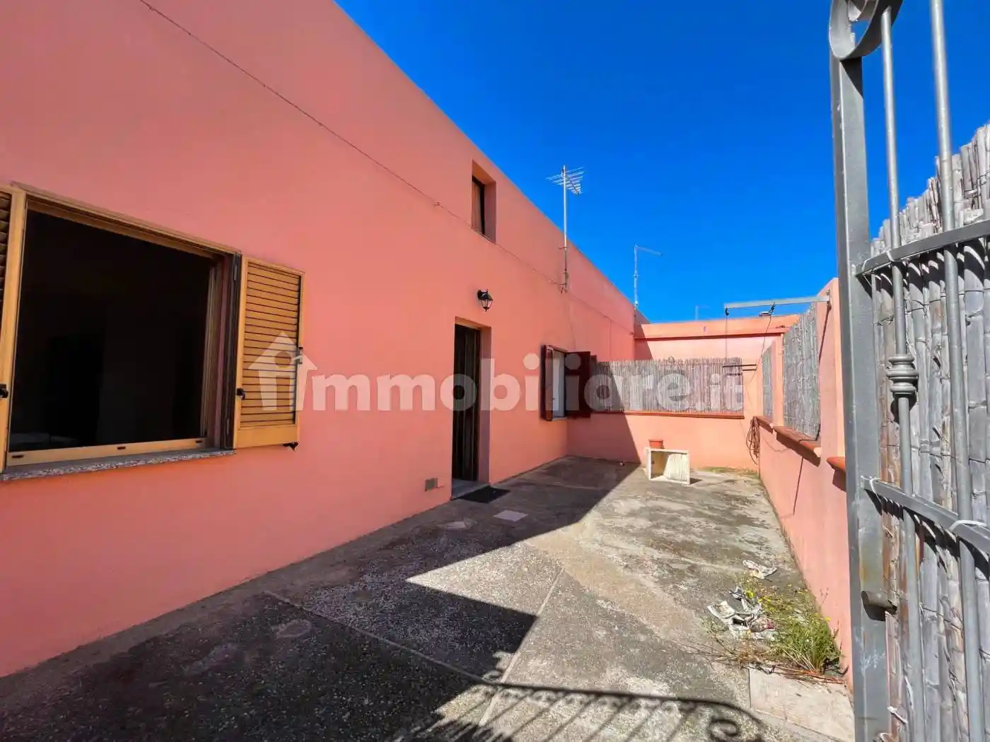 Appartamento in vendita a Pula