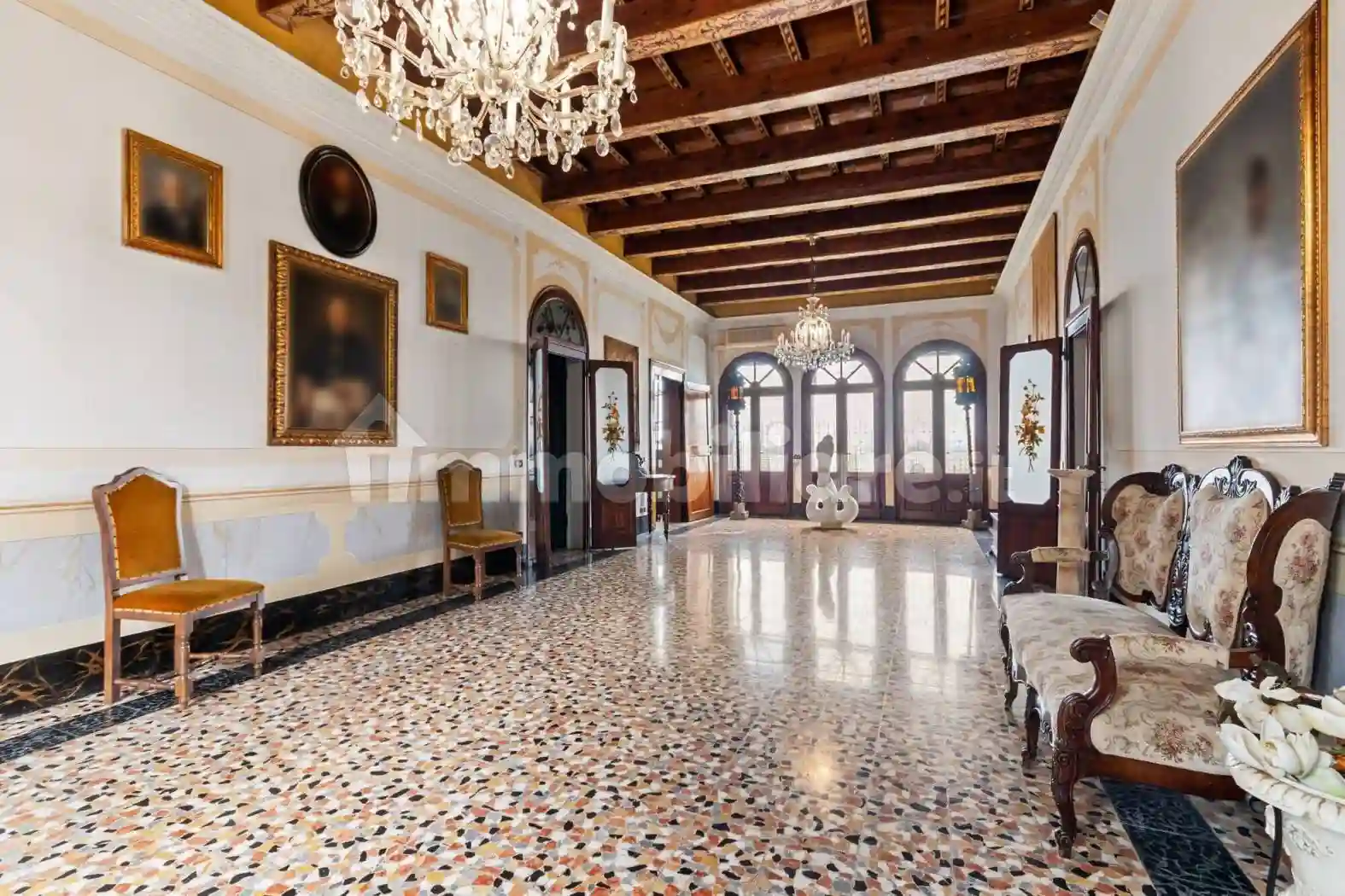 Villa - foto 2