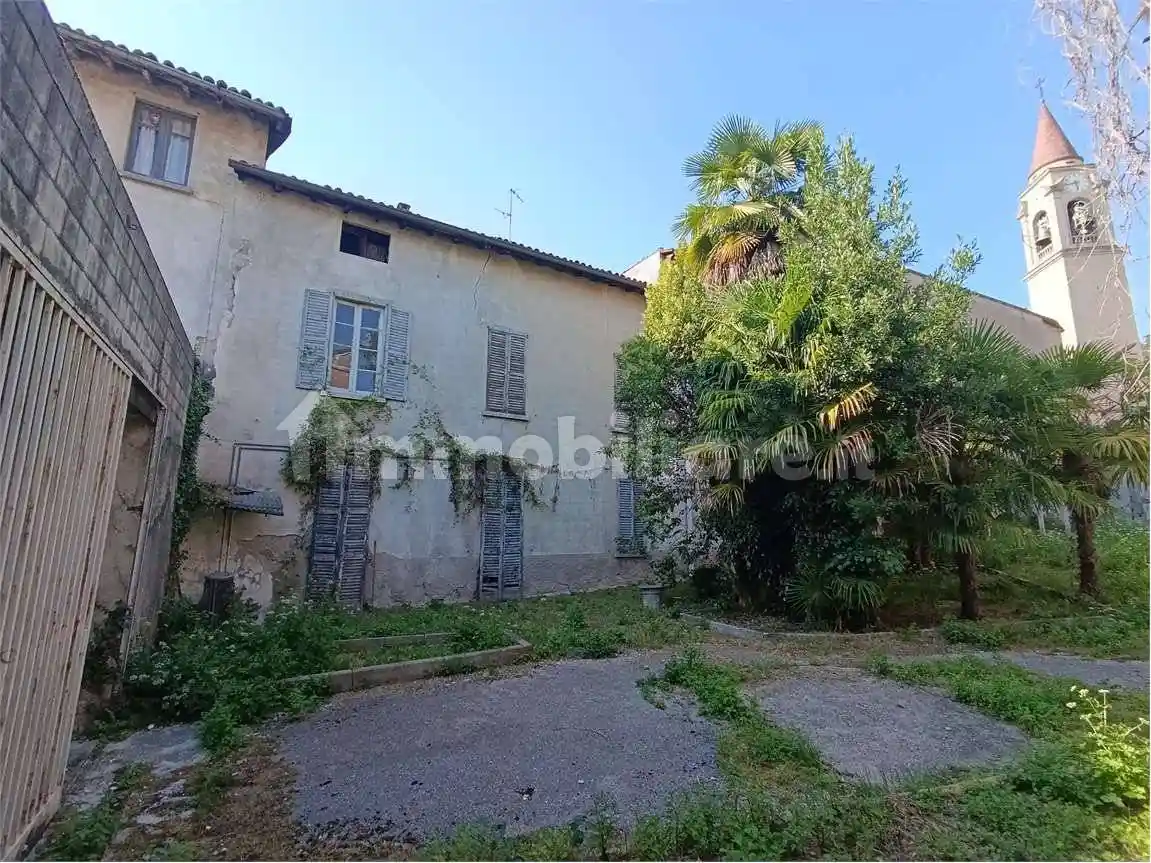 Casa indipendente in vendita a Lecco