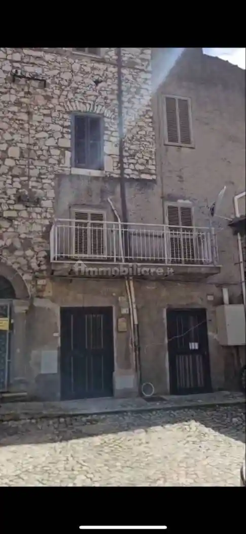 Appartamento in vendita a Priverno