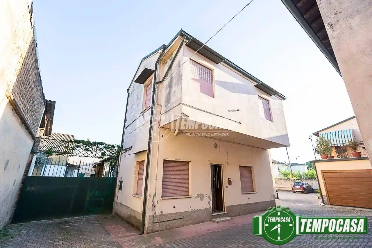 Casa indipendente in vendita a Pandino