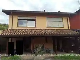 Villa in vendita a Longone al Segrino