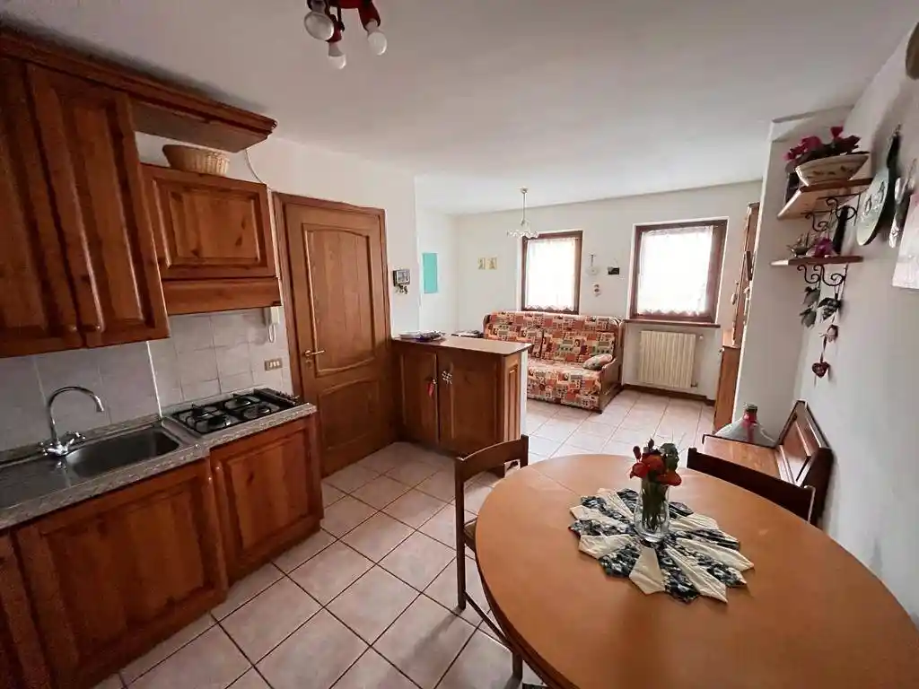 Appartamento in vendita a Velo Veronese