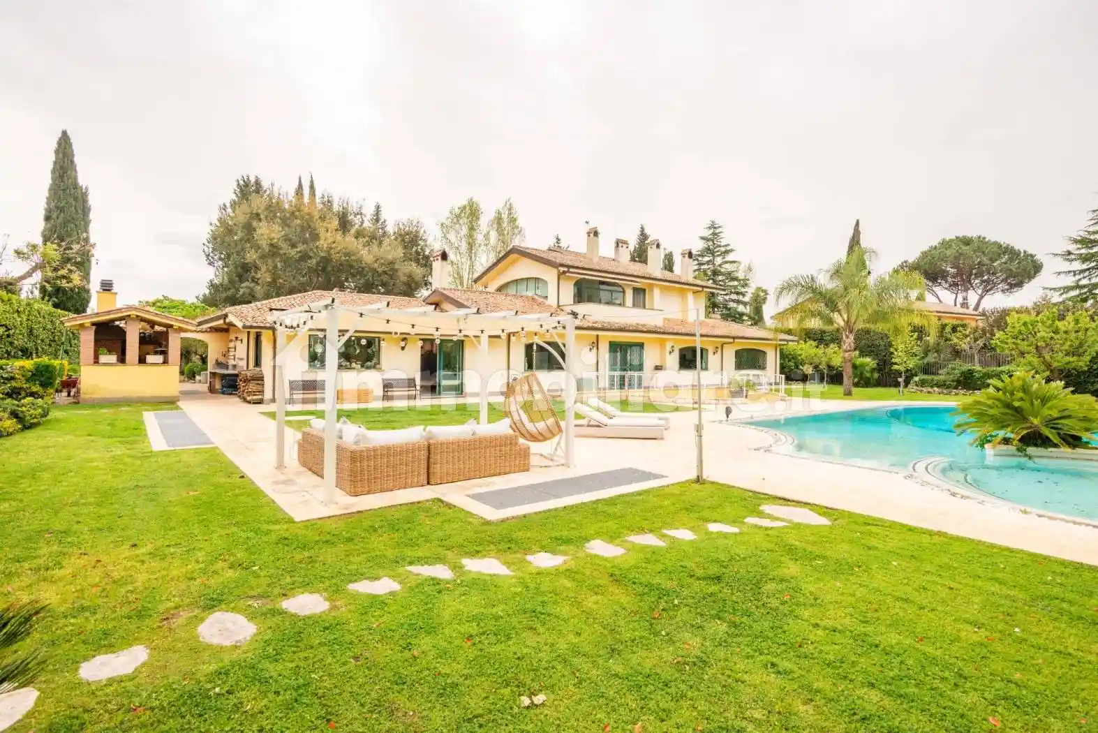 Villa in vendita a Roma