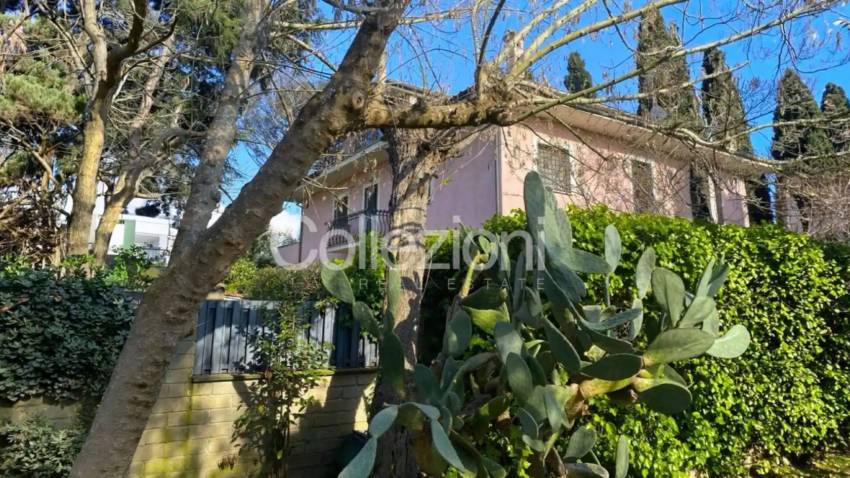 Villa in vendita a Fiumicino