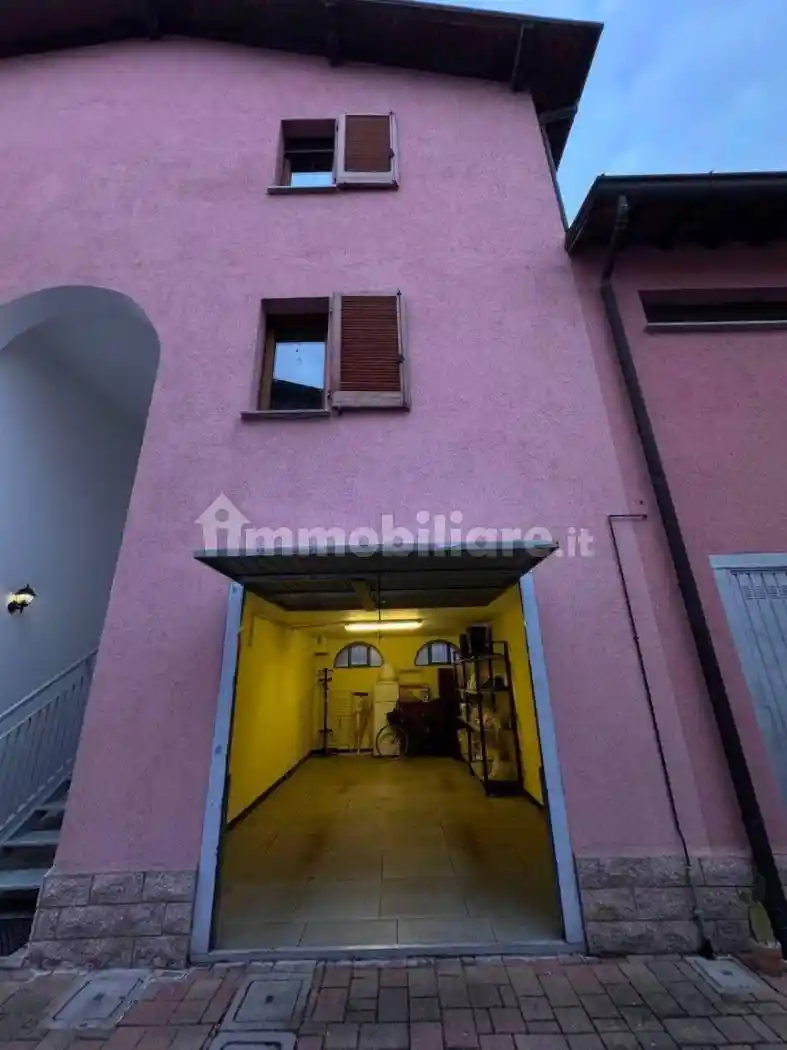 Appartamento in vendita a Rivolta d'Adda