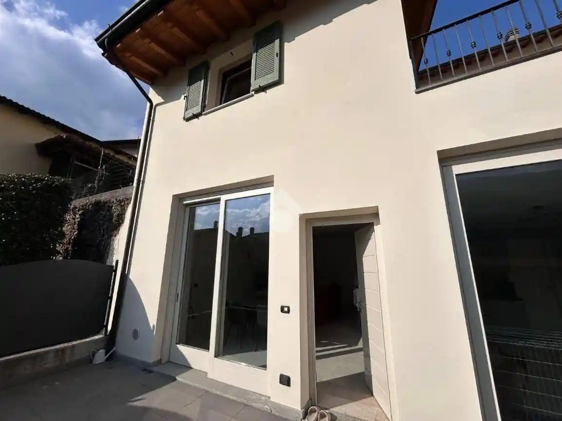 Appartamento in vendita a Endine Gaiano