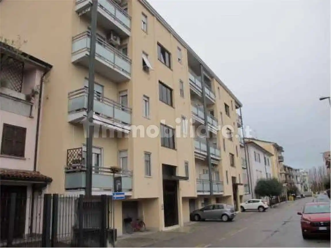 Appartamento in vendita a Lodi